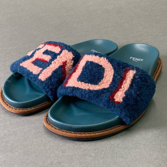 2f8 FENDI フェンディ ロゴファーサンダル 35 ネイビー ボア シューズ シャワーサンダル イタリア製