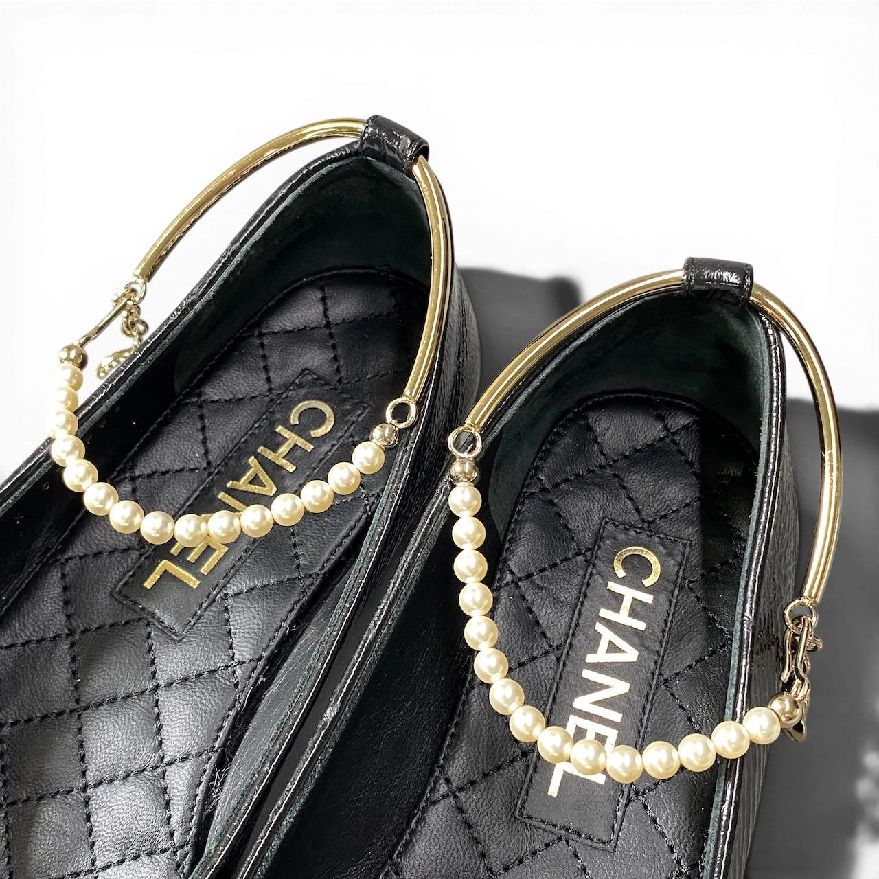 g11 CHANEL シャネル バレリーナ パールアンクレット ココマーク フラットパンプス G38986 サイズ36 ブラック レディースk02i