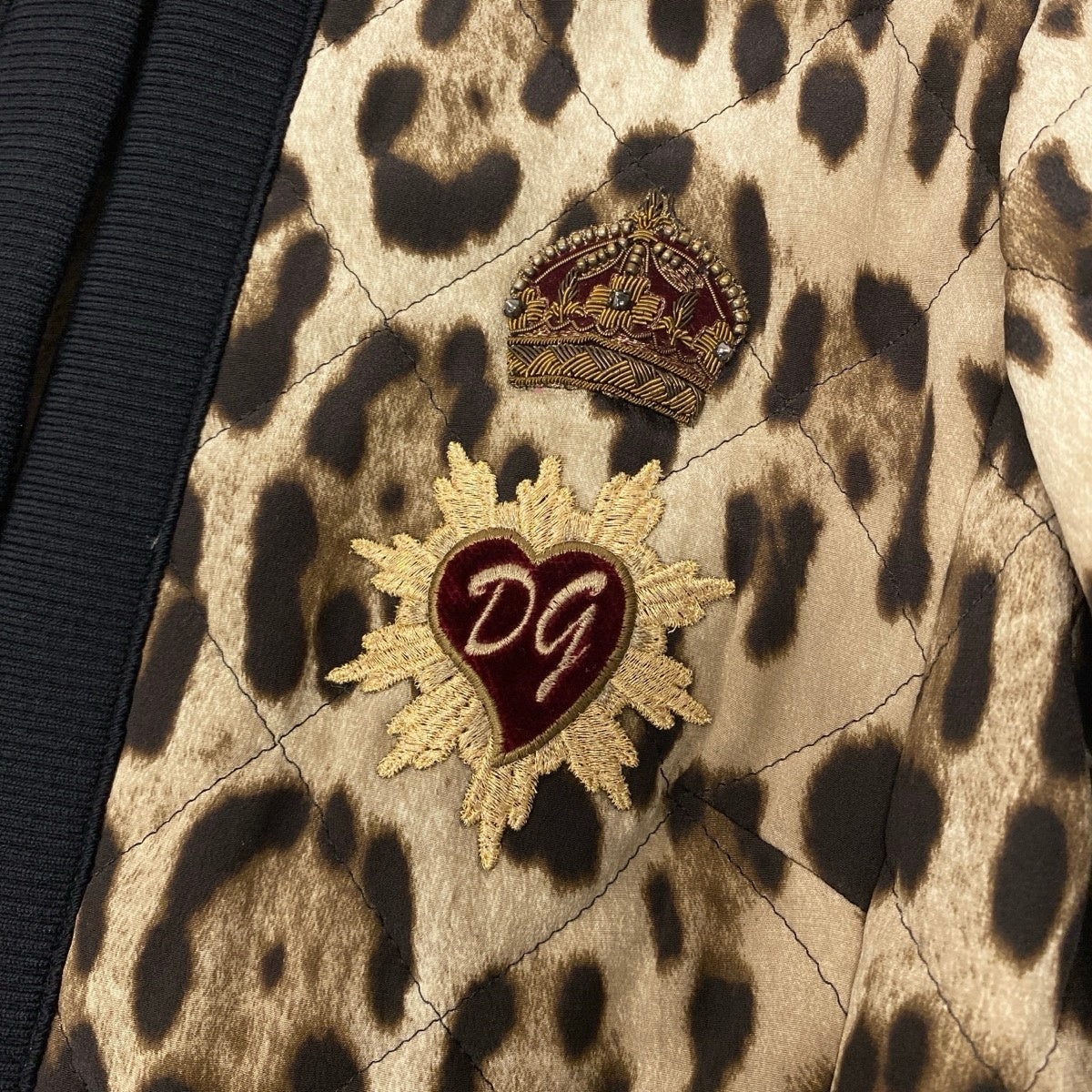 Ie28 【美品】 DOLCE&GABBANA ドルチェアンドガッバーナ レオパード柄 キルティングジャケット ブルゾン サイズ38 ベージュ レディース 女性服u02t