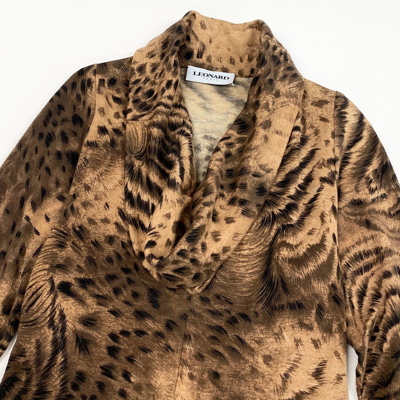 69L17 【美品】LEONARD レオナール 長袖ワンピース ロングワンピース ロングスリーブ レオパード 総柄 ドレス Mサイズ程度 ブラウン系 レディースu02t