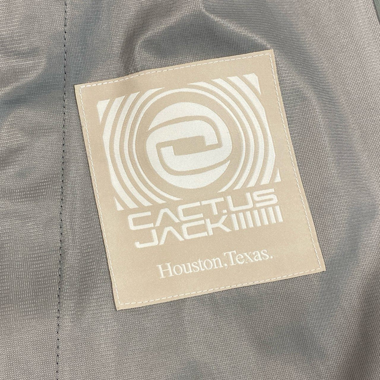 84L19 【美品】Nike×Travis Scott ナイキ トラビススコット ゴアテックス テクニカルジャケット フーディージャケット Sサイズ ブラック メンズo07t