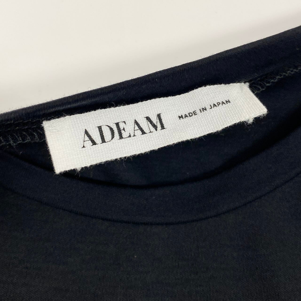 47d16 ADEAM アディアム 2021年 ラッフルドレープ カットソー 半袖Tシャツ トップス サイズ0 ブラック レディース 女性用u02t