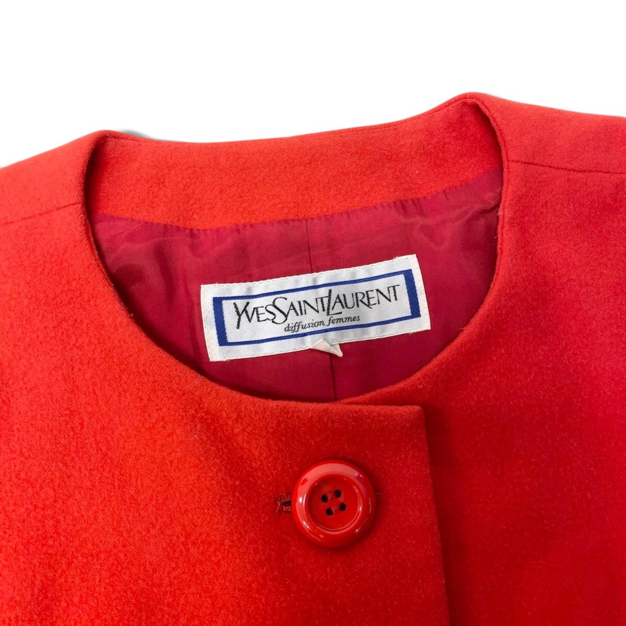 29h31 YVES SAINT LAURENT イヴサンローラン ノーカラージャケット ウールジャケット サイズ 9A3 レッド レディースo07t
