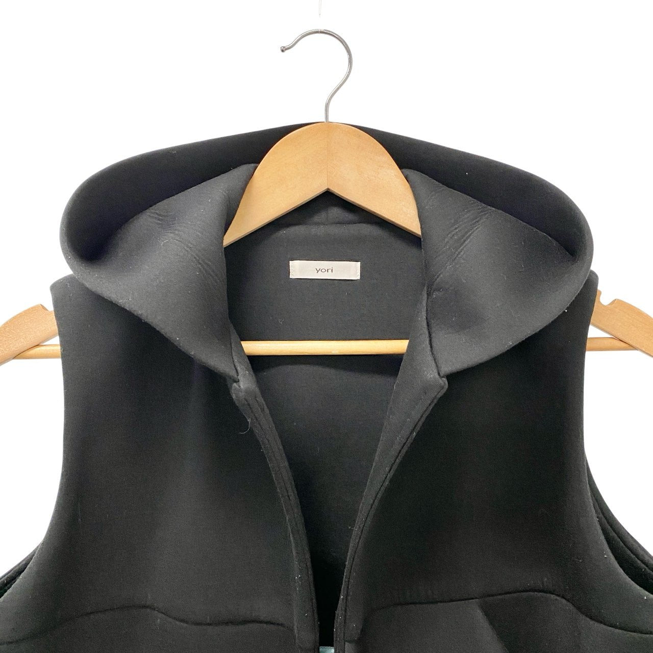 12b19 yori ヨリ ボンディンロングジレ ジレベスト アシンメトリー フリル YR2115-041SP Fサイズ ブラック レディース 女性用u02t