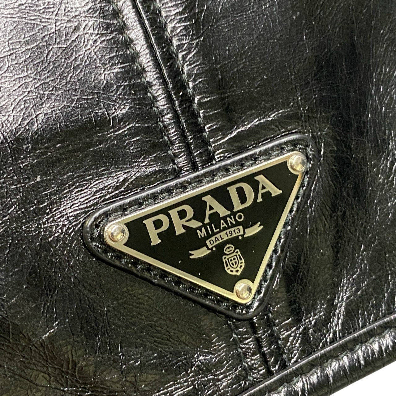 b17 【美品】PRADA プラダ 2VD073  ソフトルックスレザー ショルダーバッグ 三角ロゴプレート ブラック メンズ 鞄ta1
