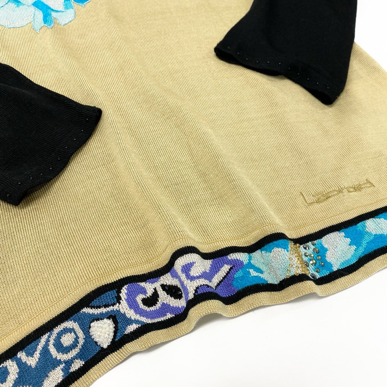 58k22【美品】LEONARD レオナール ラインストーン装飾 ラメ入り シルクニットセーター 薄手ニット サイズL  レディース 女性用 トップスk02i