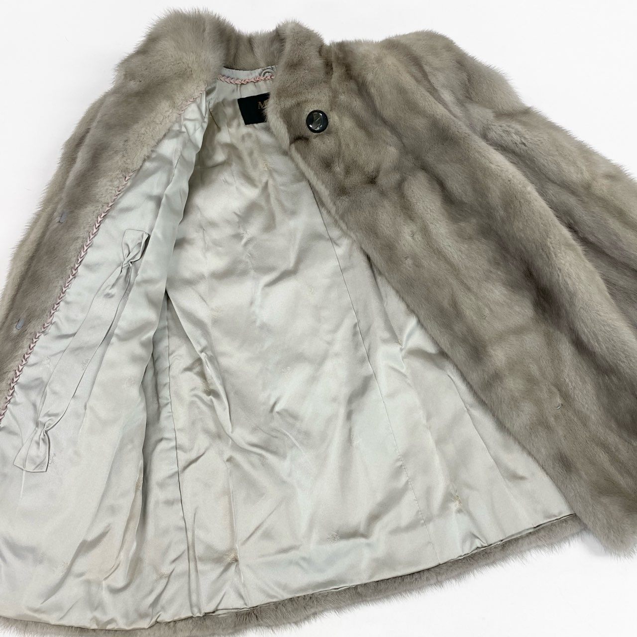 26L5 MUTUS SAGA MINK サガミンク 銀サガ サファイアミンク ファーコート サイズ9号 シルバーグレー 最高級本毛皮 MINK FUR ポケット有t18r