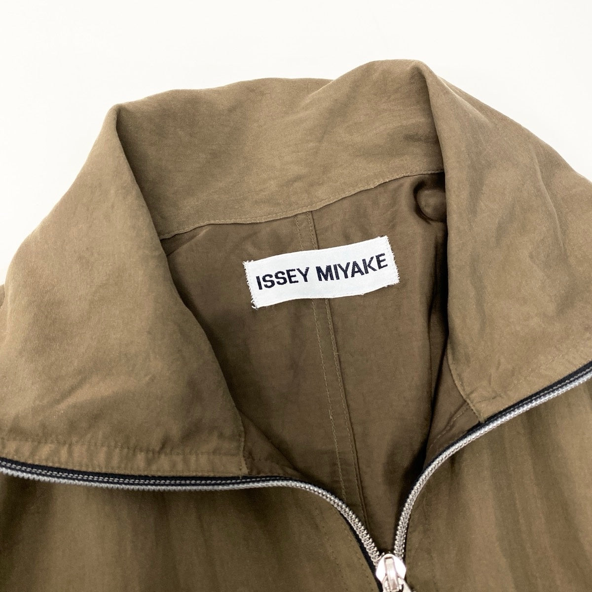 Af11 ISSEY MIYAKE イッセイミヤケ 1991FW 変形ポンチョコート ナイロンジャケット 日本製 Lサイズ カーキ ナイロン100％ メンズ 男性用k02i