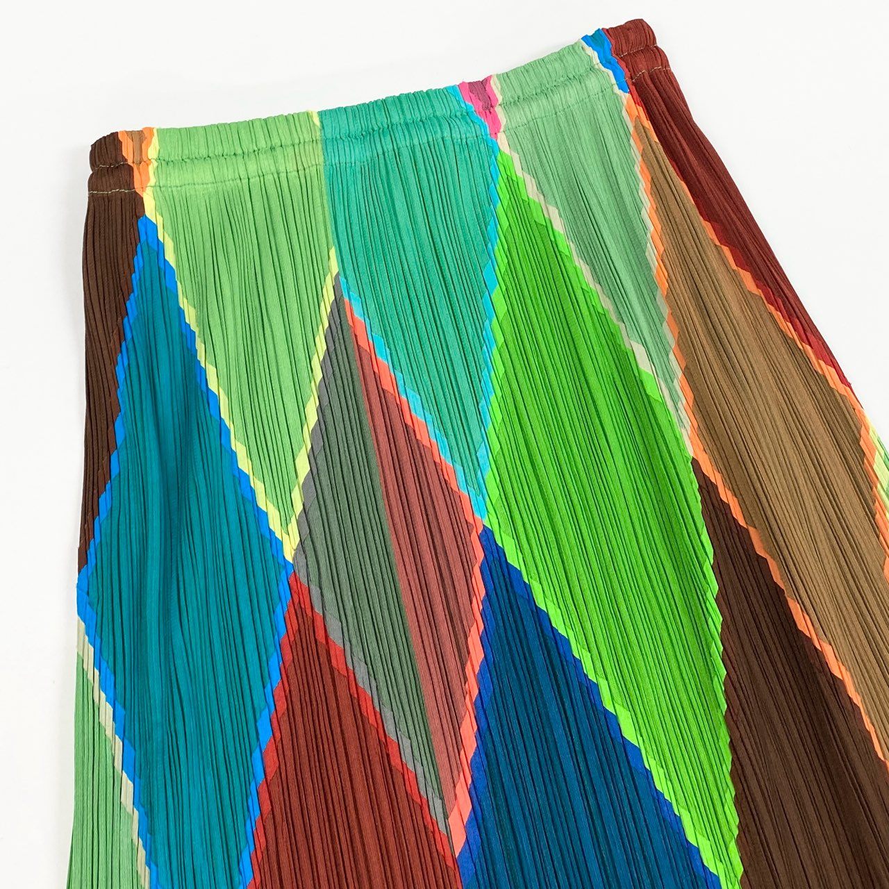 50b9 【美品】PLEATS PLEASE プリーツプリーズ プリーツロングスカート ダイヤ柄 カットワーク PP64-JG129 3サイズ マルチカラー ポリエステル100％ レディース 女性用k02i