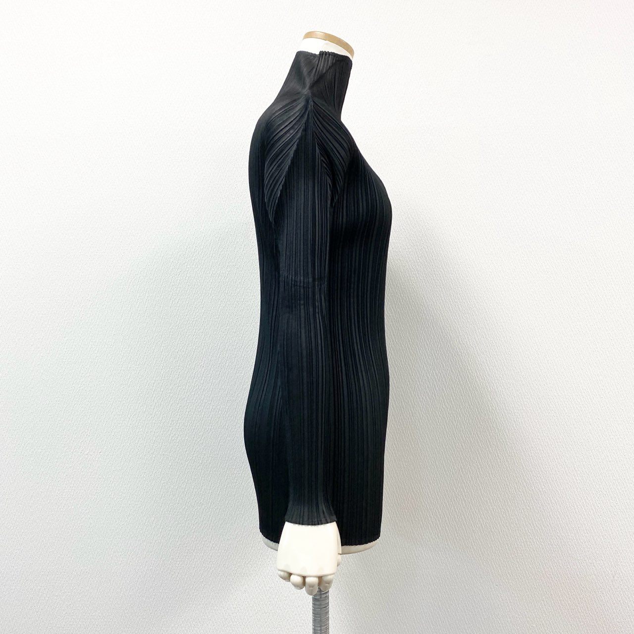42h22 PLEATS PLEASE プリーツプリーズ イッセイミヤケ 変形カットソー トップス ハイネック PP04-JK604 サイズ3 ブラック ポリエステル レディースu02t