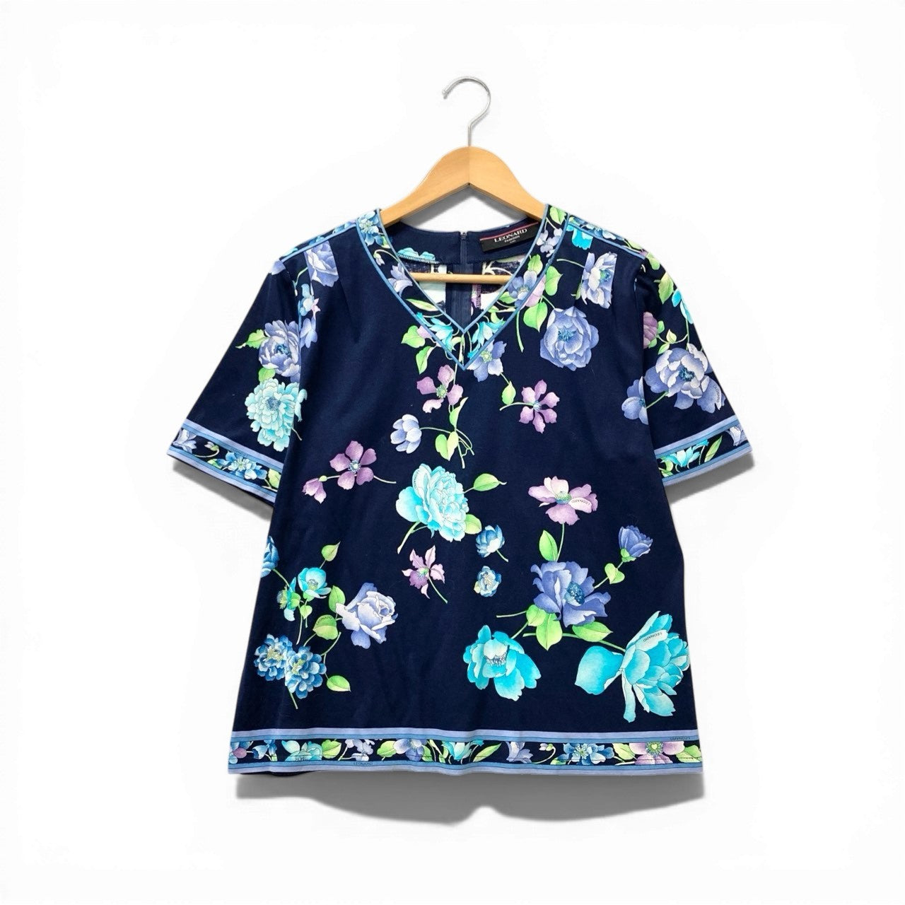 9c20 LEONARD レオナール 美しい花柄プリント 半袖カットソー Tシャツ トップス LL ネイビー コットン レディースu02t