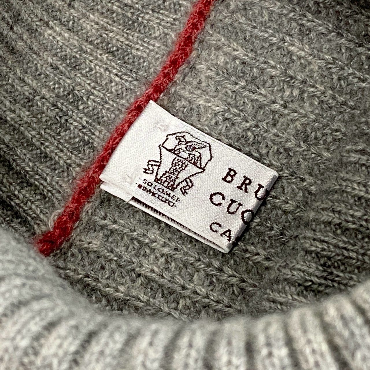 68b27 《美品》 BRUNELLO CUCINELLI ブルネロクチネリ カシミヤ100 ニット セーター タートルネック 44 グレー カシミア レディースu02t
