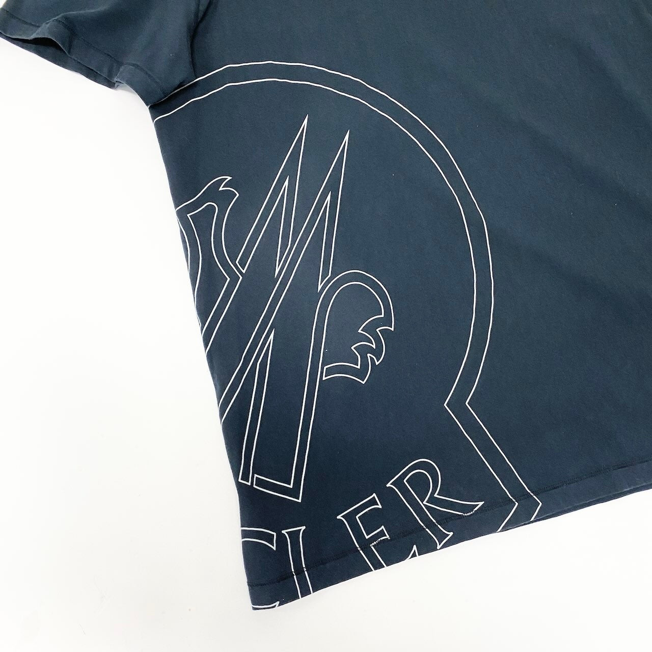 78d9 MONCLER モンクレール MAGLIA T-SHIRT カットソー サイズL ブラック Tシャツ 男性用t18r