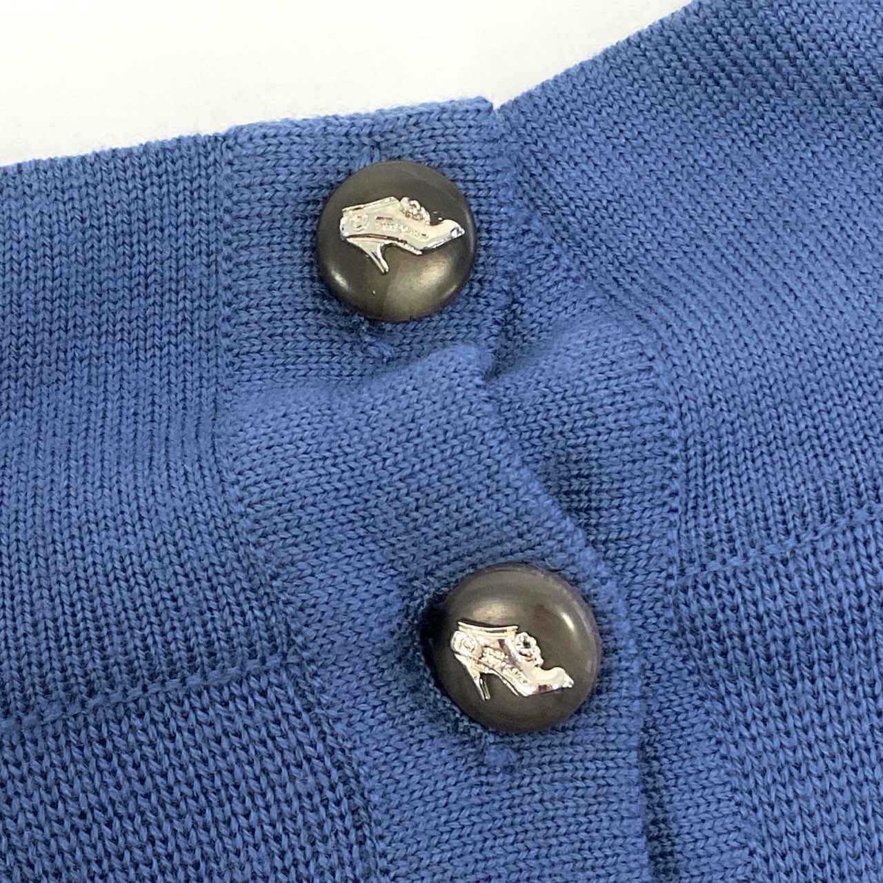 63a28 Salvatore Ferragamo サルバトーレフェラガモ 長袖ニットセーター ハイネックニット オフショルダーデザイン トップス XSサイズ ブルー ウール100％ レディースo07t