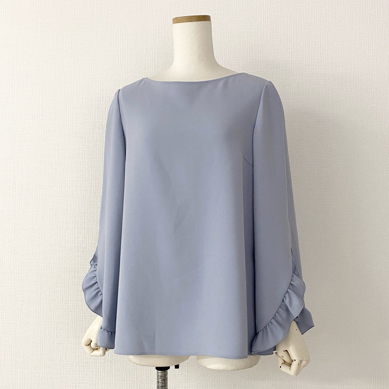 60i27 FOXEY NEW YORK フォクシー ニューヨーク Blouse フリルブラウス 39988 40 サックスブルー 日本製 トップス