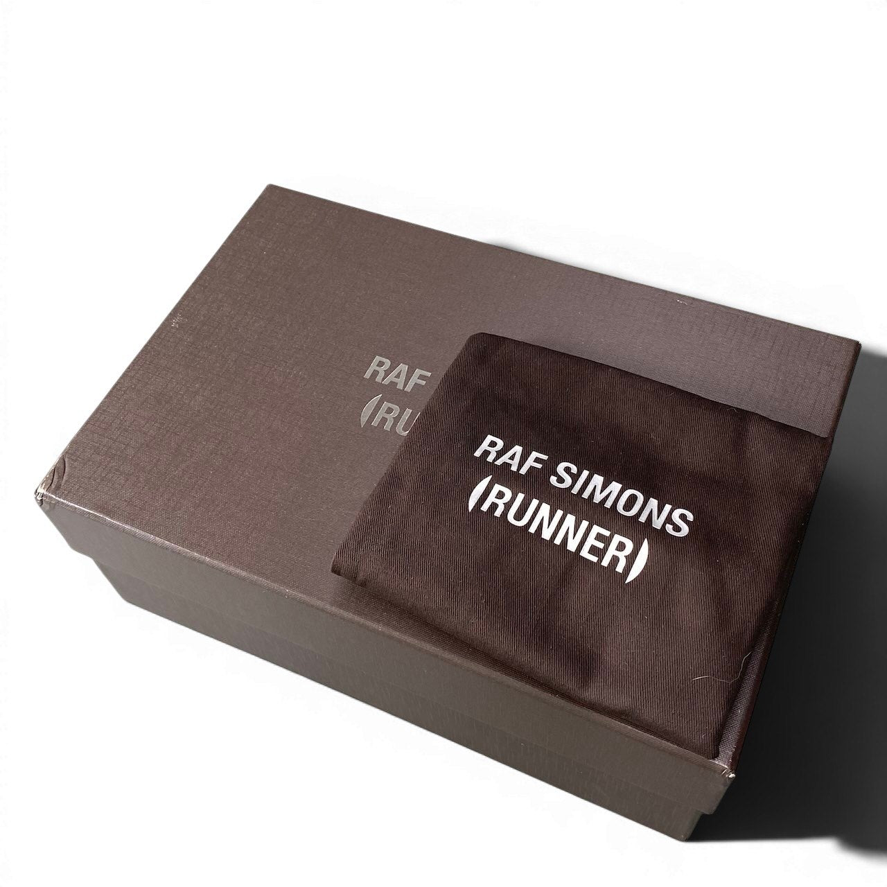 4e21 RAF SIMONS ラフシモンズ RUNNER SOLARIS-22 LOW ナイロン スエード切替 スリッポン メンズ 男性用 箱付き 40 ブラックo07t