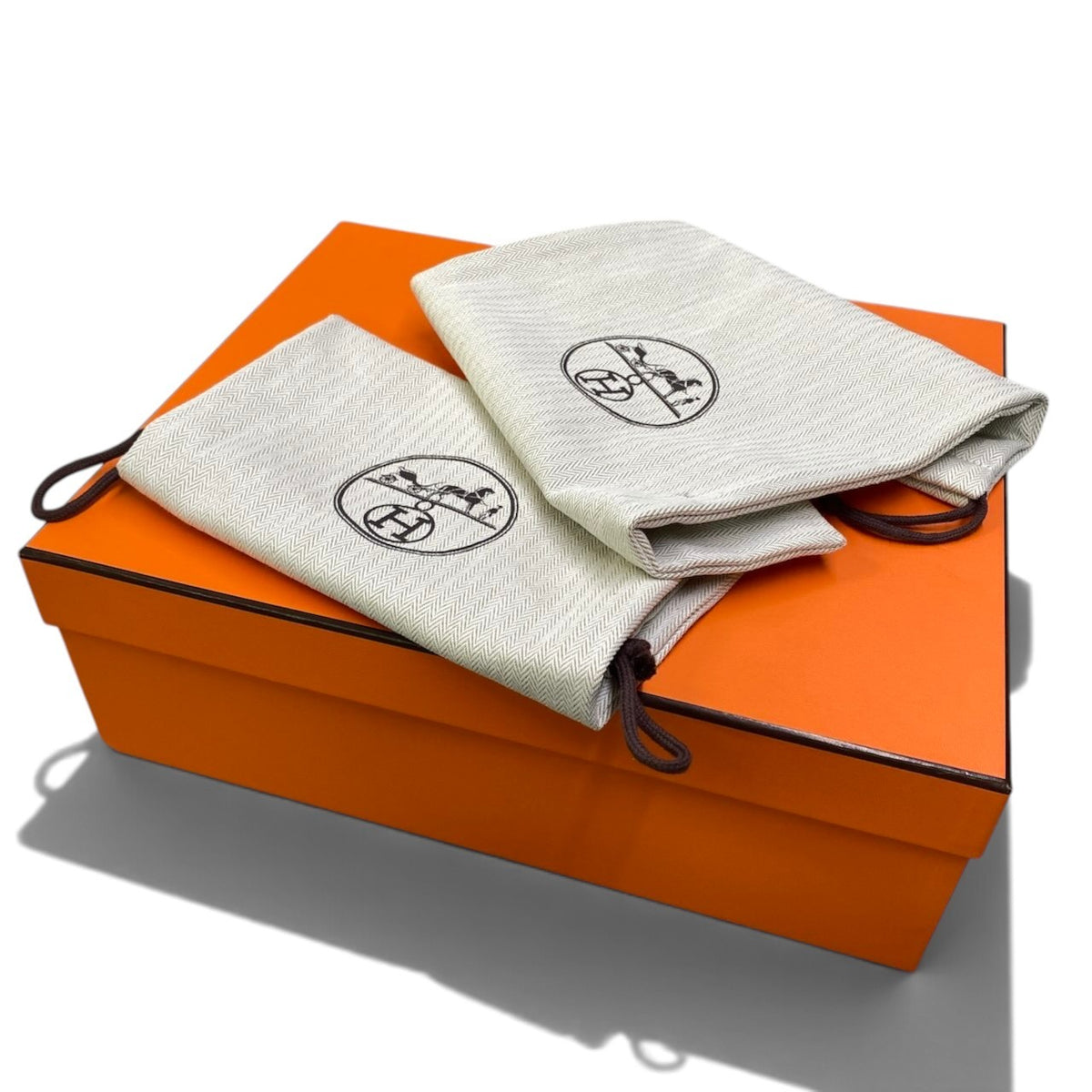 i8 【美品】 Hermès エルメス ミュール・ゴー ヴォー・ヴェロア Hロゴ ベージュ スエードレザー メンズk02i