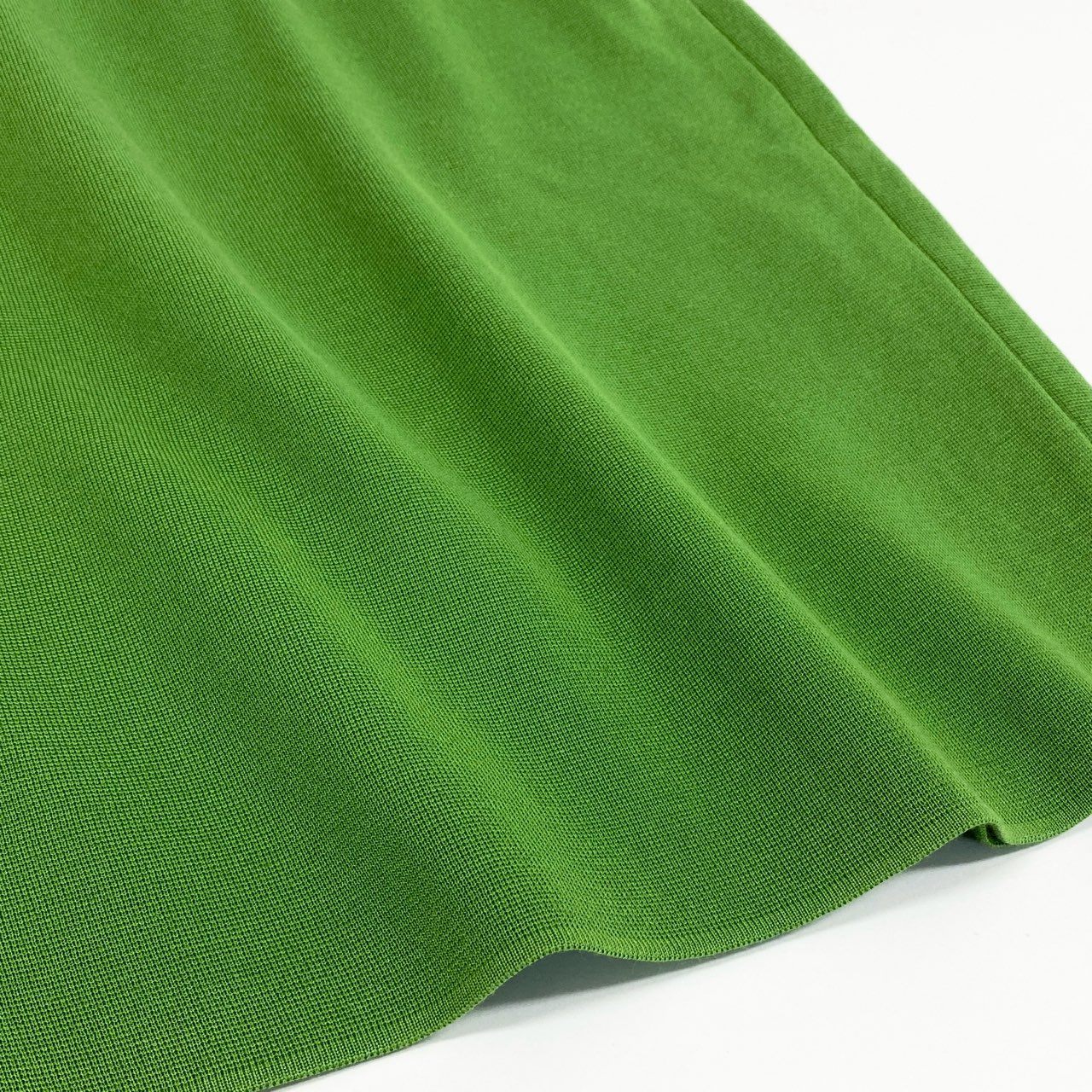 b23 【デッドストック】Yves Saint Laurent イヴサンローラン YSLロゴ刺繍 金ボタン カーディガン スカート セットアップ サイズM グリーン  レディースta1