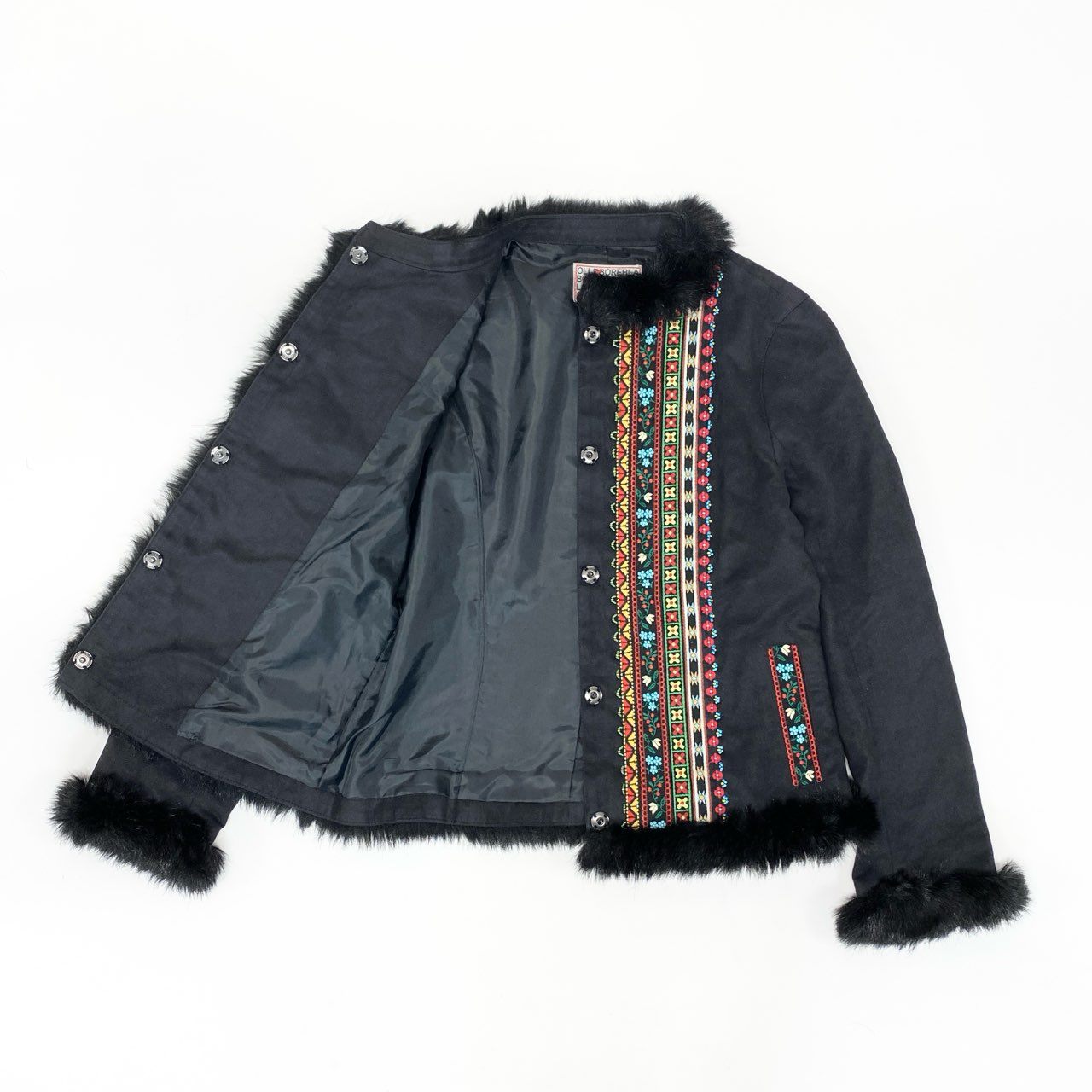 21k14 OLLEBOREBLA オレボレブラ アルベロベロ ノーカラージャケット ファー 花柄刺繍 ビーズ装飾 レディース 女性用 ブラックu02t
