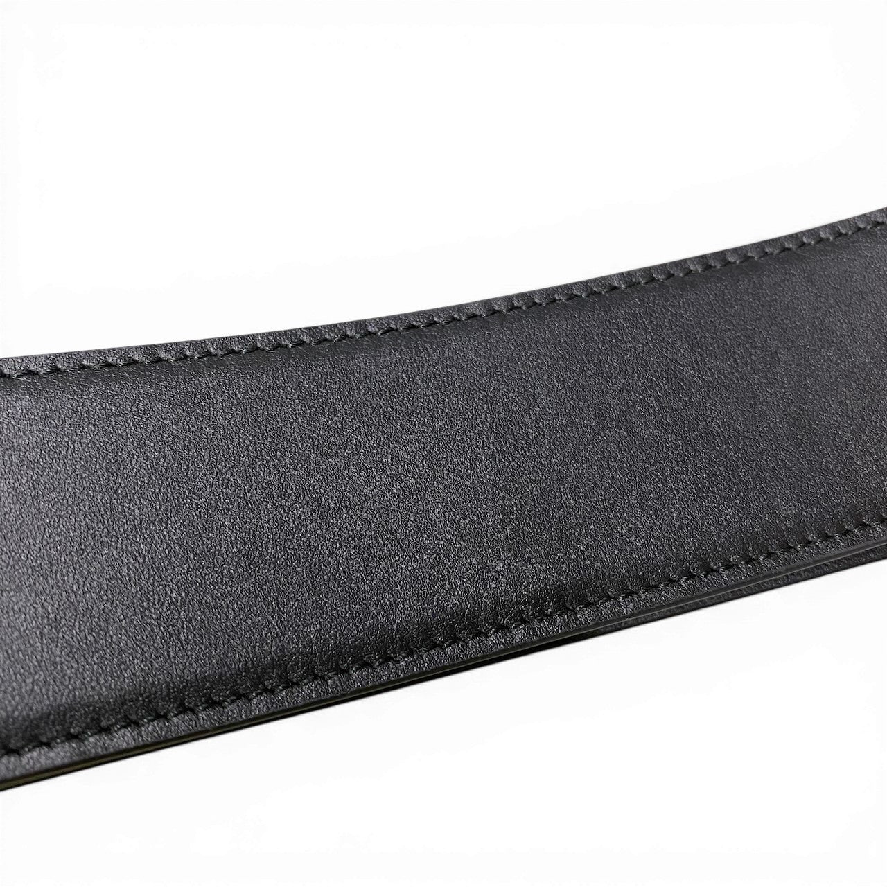 d2【新品】miu miu ミュウミュウ メタルバックル スムースレザー デカベルト レザーベルト サイズ34/85 ブラック レディース ユニセックスデザインk02i