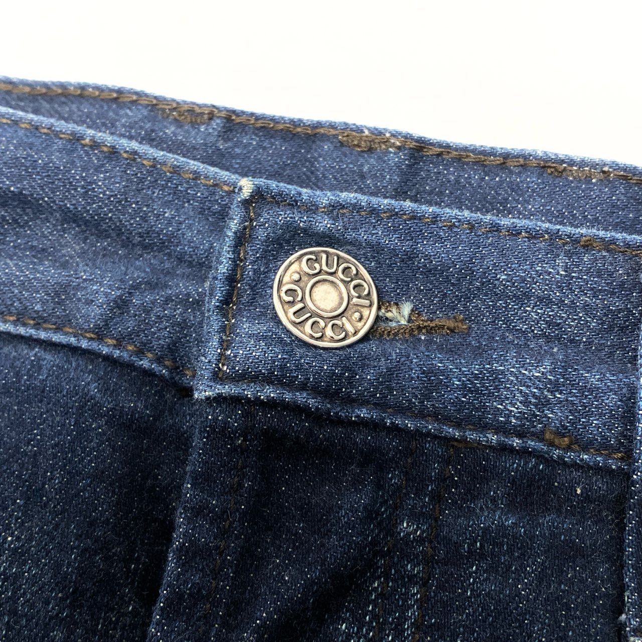 47b4 GUCCI グッチ イタリア製  ダメージ加工 デニムパンツ ボトムス ジーンズ  295816 46 インディゴブルー コットン メンズo07t