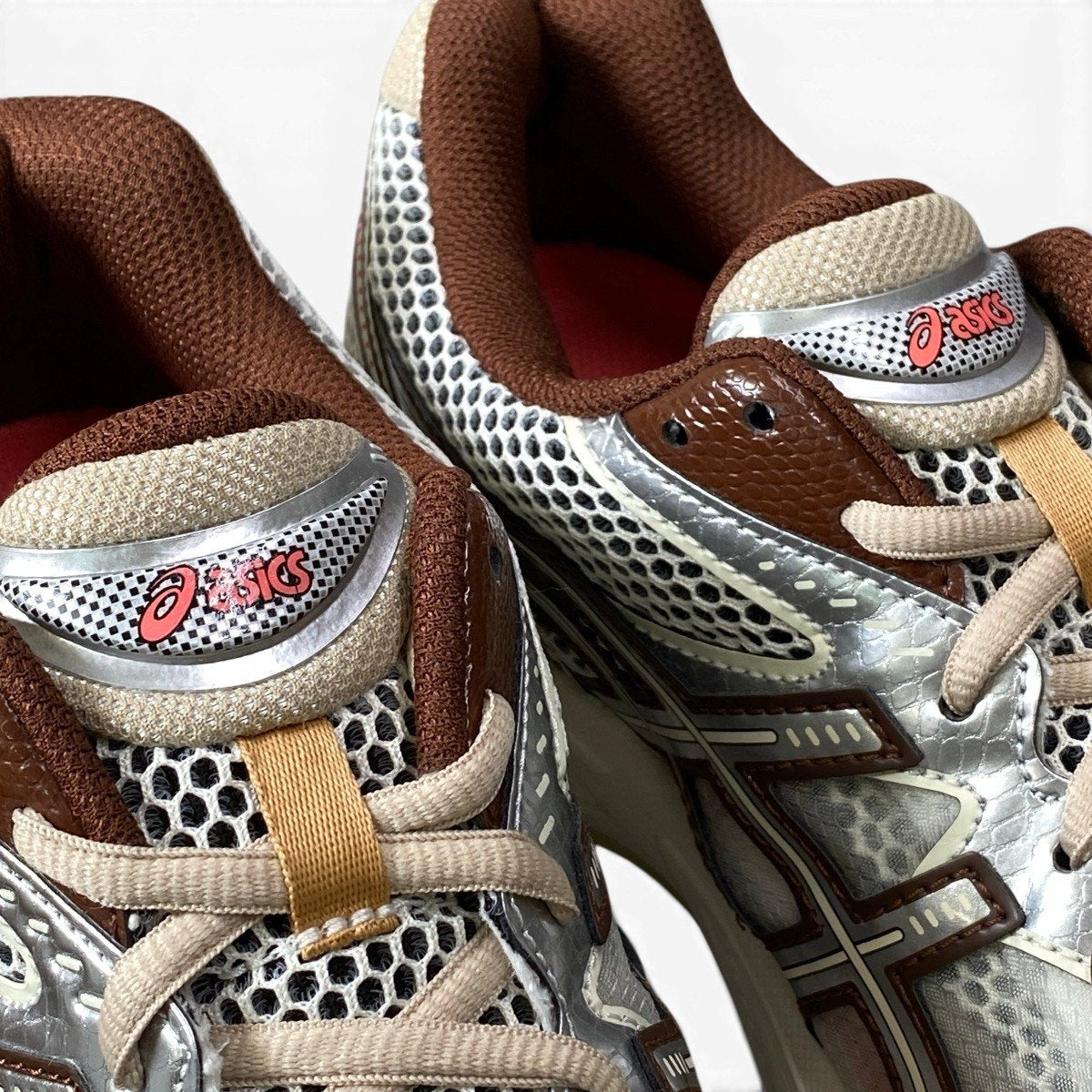 2g8【極美品】asics アシックス ABOVE THE CLOUDS ローカットスニーカー シューズ GT-2160 26.5cm グレー ブラウン メンズ 男性用o07t