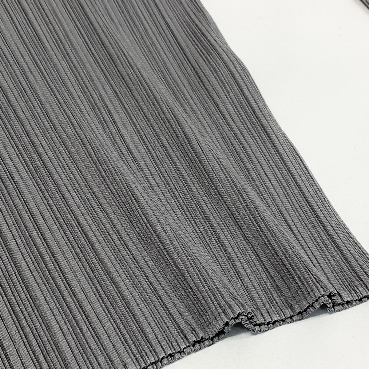 Ag10 【美品】 PLEATS PLEASE プリーツプリーズ ロングスリーブカットソー プリーツ加工 PP04-JK602 サイズ3 グレー ポリエステル100％ レディース 女性用u02t