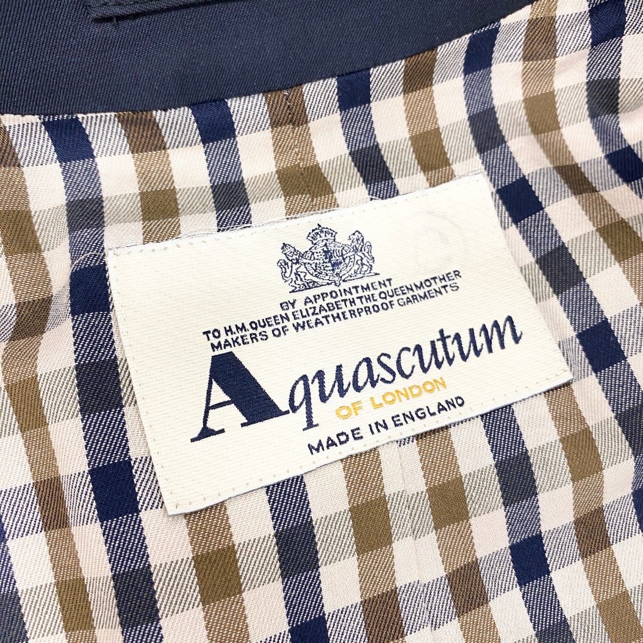 51Ⅼ2 Aquascutum OF LONDON アクアスキュータム 英国製 トレンチコート ロングコート 裏地チェック柄 メンズ 紳士服 ネイビー コットン100％u02t