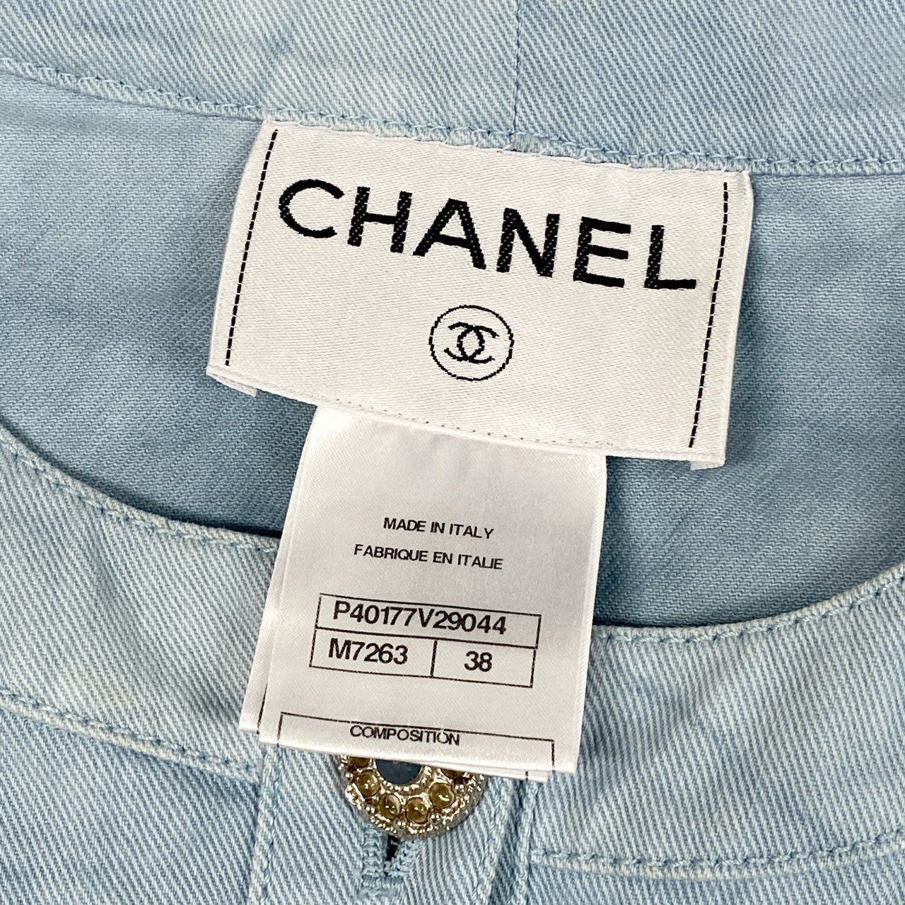 Cd6 CHANEL シャネル P40177 2018 グリポアボタン デニムジャケット クロップドジャケット サイズ38 ライトブルー レディースta1