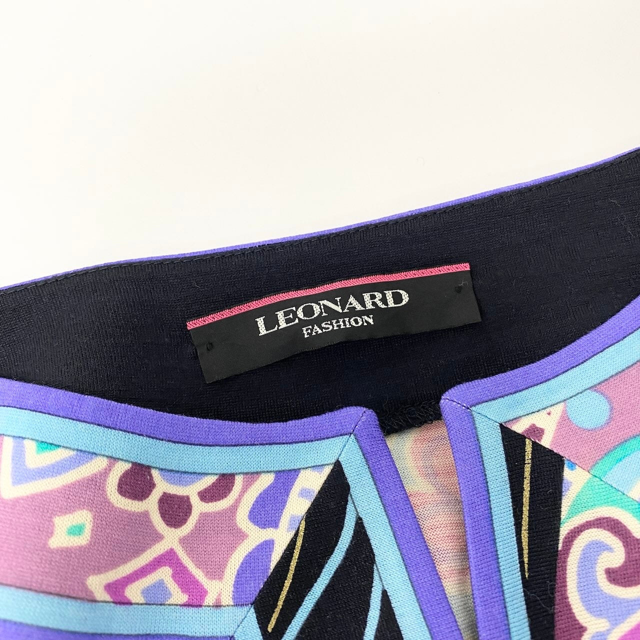 22d11 LEONARD FASHION レオナール 七分袖ワンピース 膝丈ワンピース 花柄モチーフ プリント  サイズ3 ネイビー ウール100％ レディース 女性用o07t