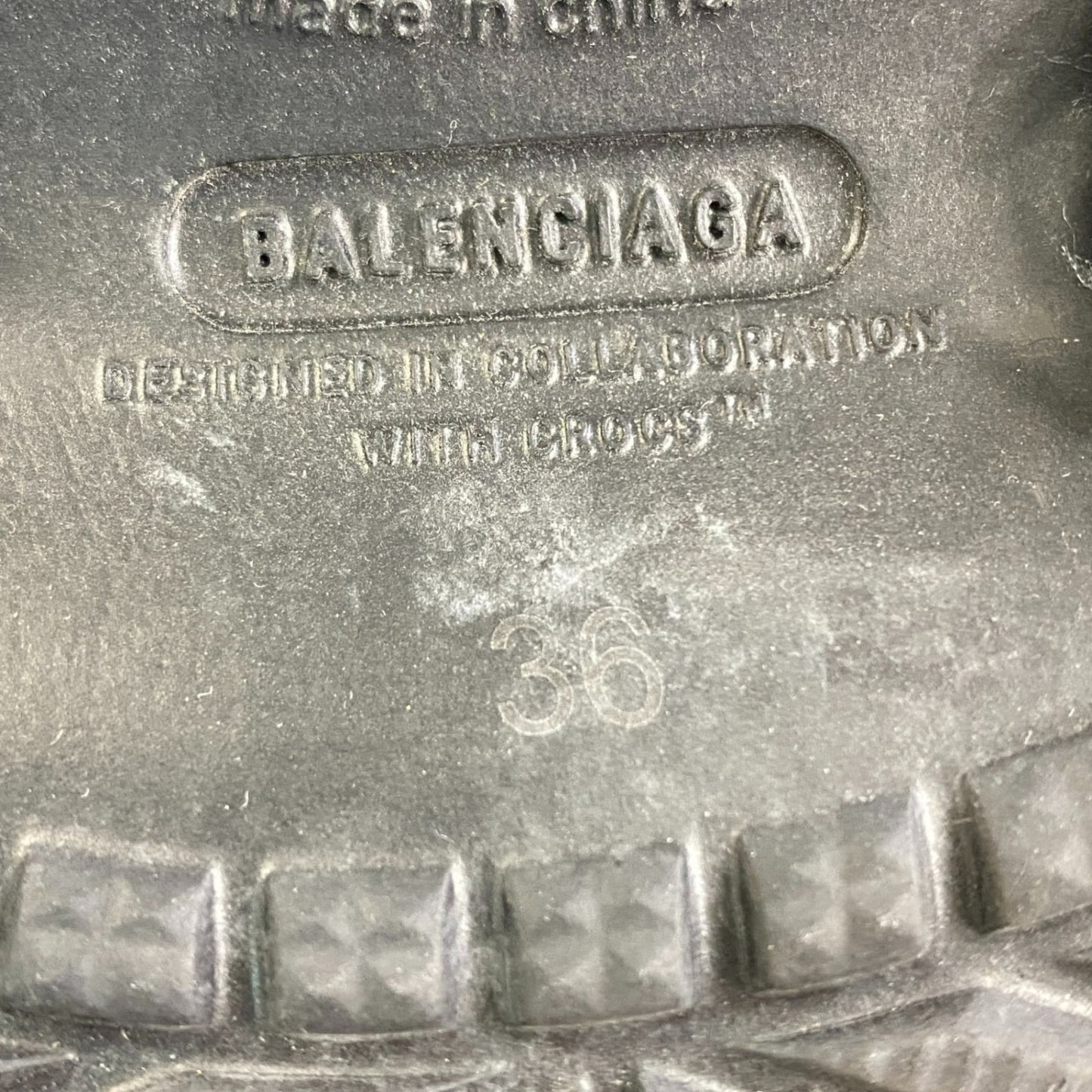 1L11 BALENCIAGA バレンシアガ 2025SS ファーブーツ サイズ36 ブラック フェイクファー レディース シューズ 靴k02i