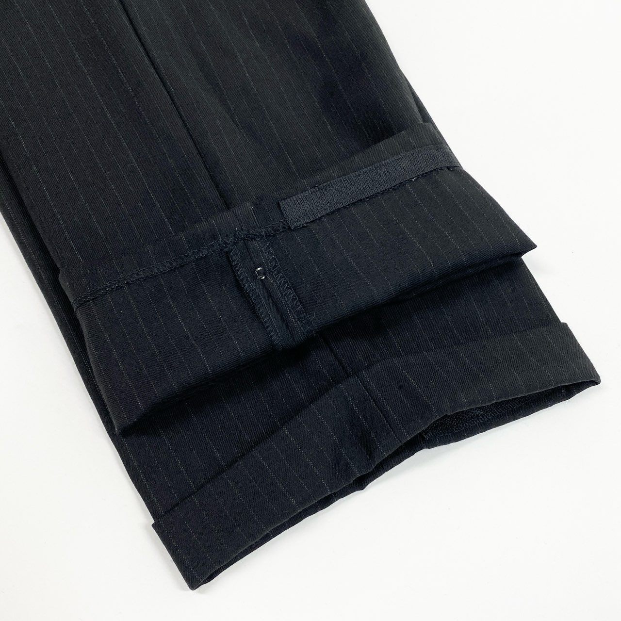 22a23 Ermenegildo Zegna エルメネジルドゼニア シングルスーツ セットアップ ビジネス ストライプ 2242RG 50 ブラック ウール メンズu02t