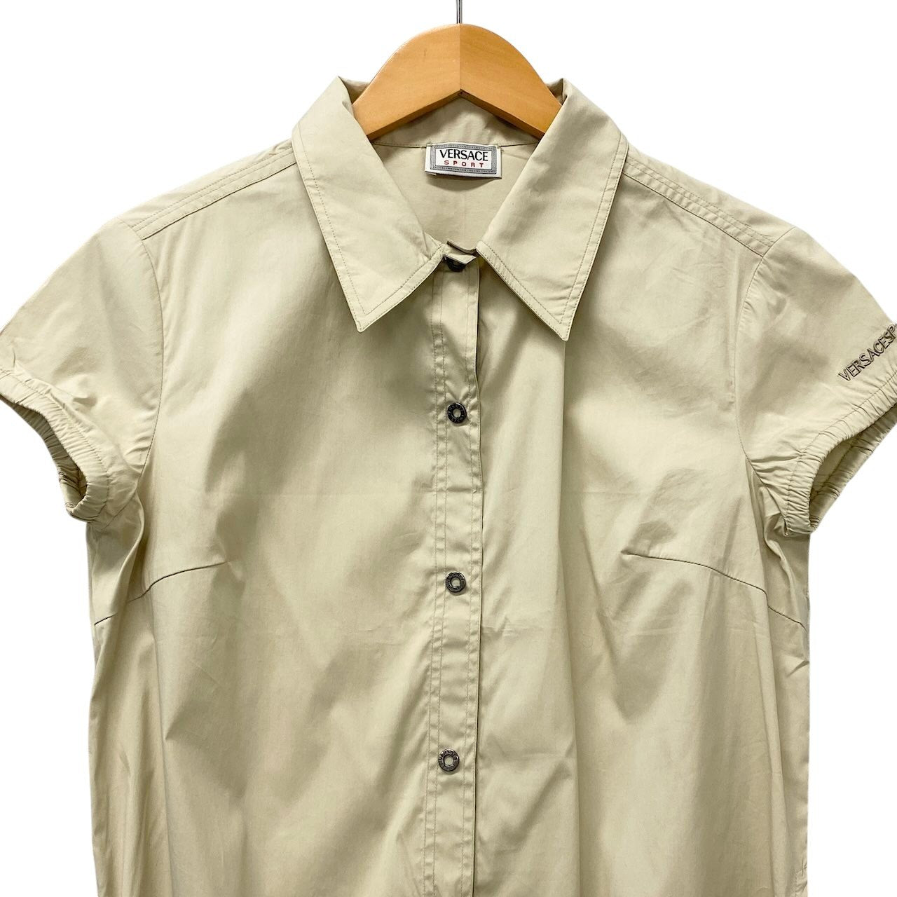 10c29 VERSACE SPORT ヴェルサーチ 半袖シャツ トップス 薄手 ストレッチ イタリア製 レディース 女性服 サイズ42 ベージュu02t