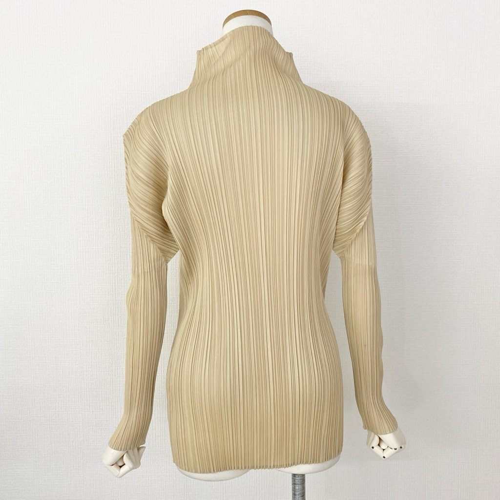 29d8 PLEATS PLEASE ISSEY MIYAKE プリーツプリーズ イッセイミヤケ 日本製 PP04-JK604 ハイネック 長袖プリーツカットソー ロングスリーブ トップス チュニック 3 ベージュ MADE IN JAPAN