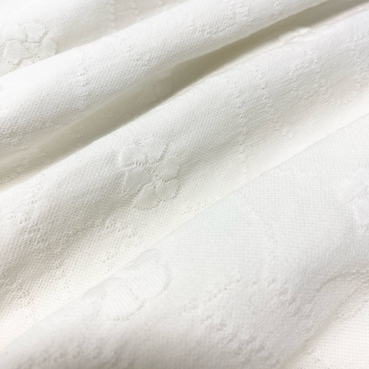 42b27 CHANEL シャネル P45288 ココマーク付き ジャガード カメリア ニットスカート サイズ36 ホワイト レディースk02i