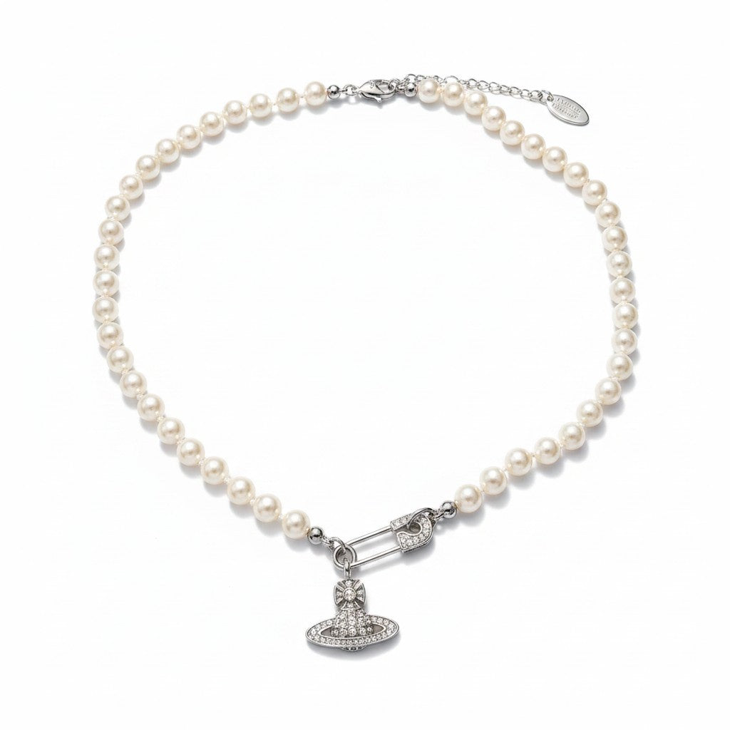 h11 《美品》 Vivienne Westwood ヴィヴィアンウエストウッド ORB ラインストーンオーブ パールネックレス ホワイト シルバー アクセサリー 安全ピンt18r