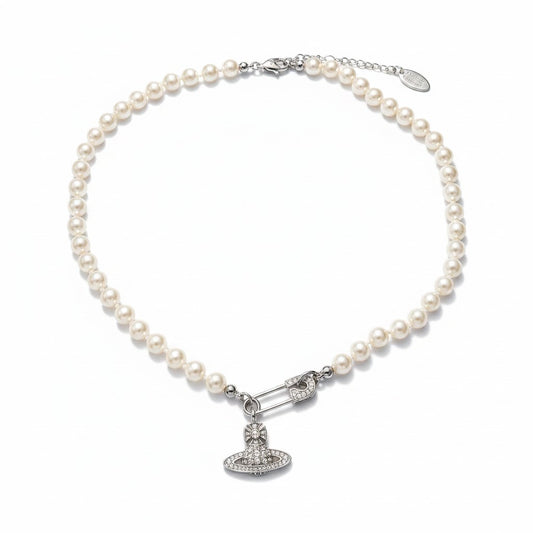 h11 《美品》 Vivienne Westwood ヴィヴィアンウエストウッド ORB ラインストーンオーブ パールネックレス ホワイト シルバー アクセサリー 安全ピンt18r