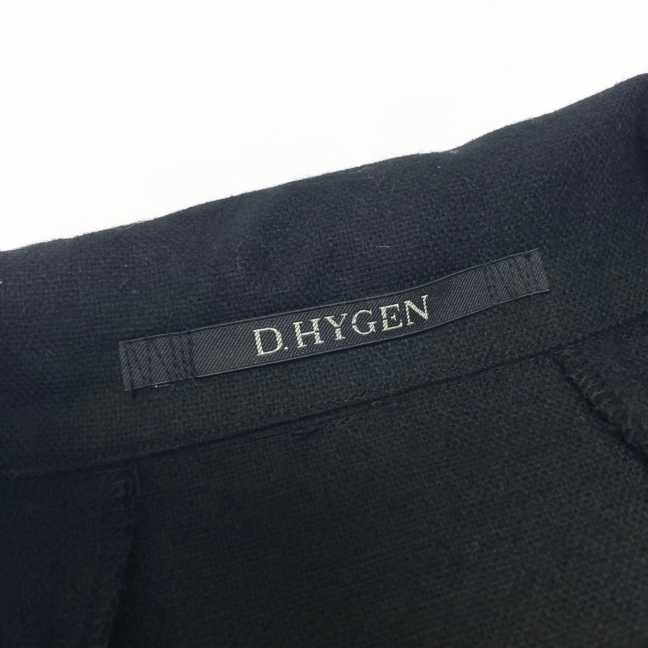 72c24 D.HYGEN ディーハイゲン 立体裁断 薄手 テーラードジャケット ジャケット サイズ2 ブラック メンズk02i