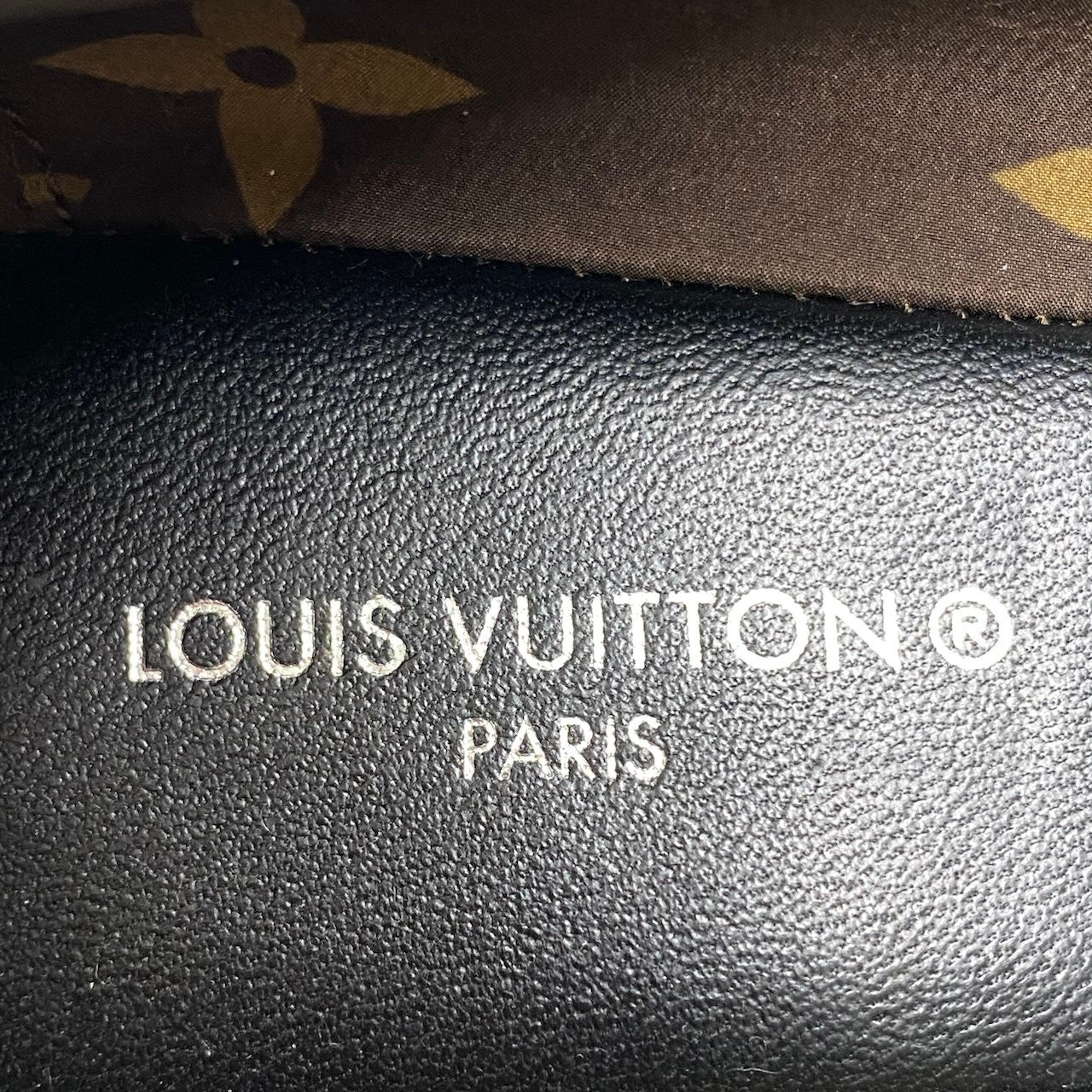 e8 《極美品》 LOUIS VUITTON ルイヴィトン モノグラム リボン フラットシューズ Monogram Ribbon Flat Shoes サイズ36 ブラック レザー 箱付t18r