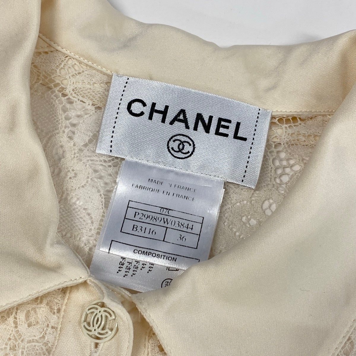 Ce19  CHANEL シャネル 2007年 クルーズライン レースブラウス 長袖シャツ ココマークボタン P29989 サイズ36 オフホワイト レディース 女性服ta1