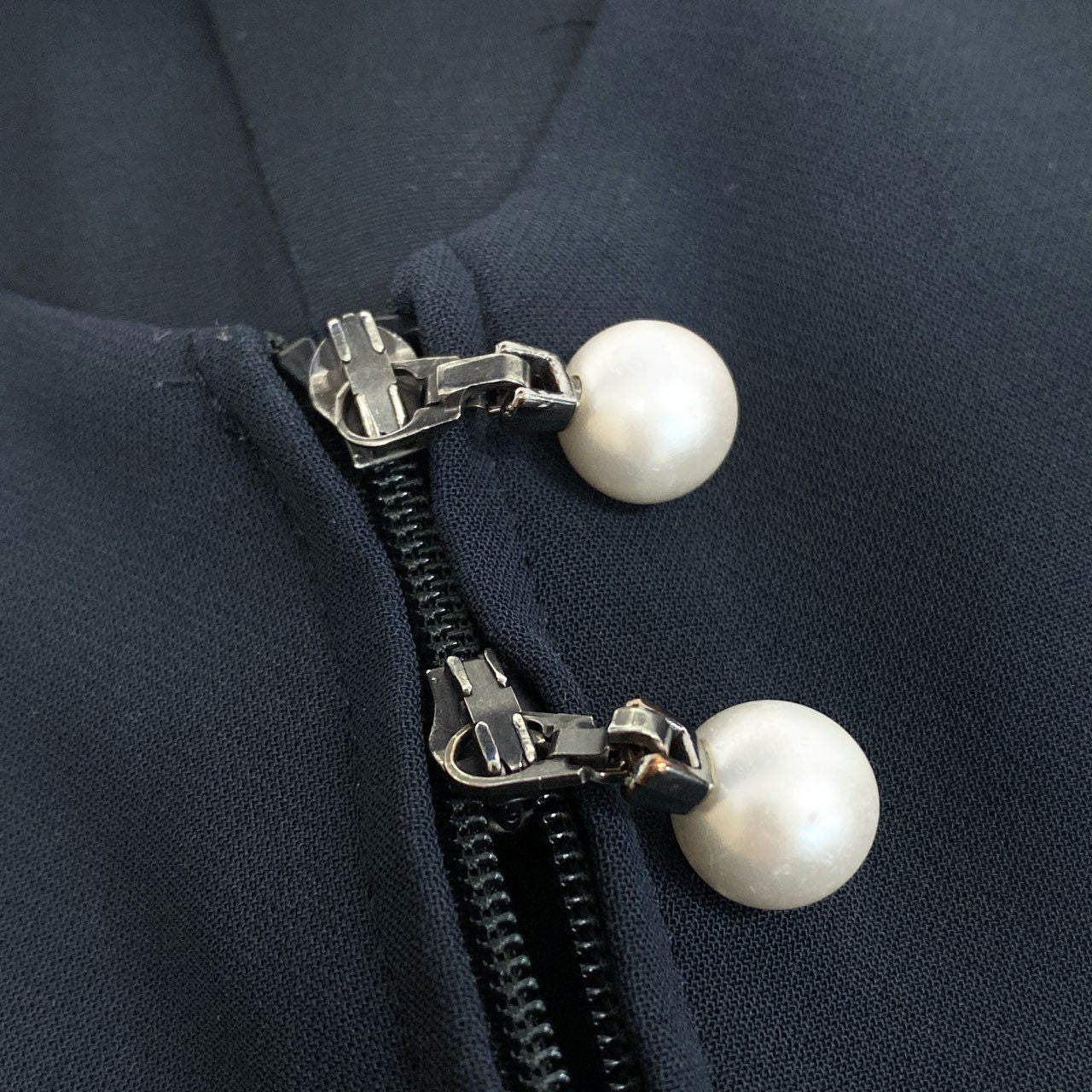 81a23 Rene ルネ ノースリーブワンピース キャップスリーブ パールジップ タックフレアスカート 36 ネイビー レディース 女性用u02t