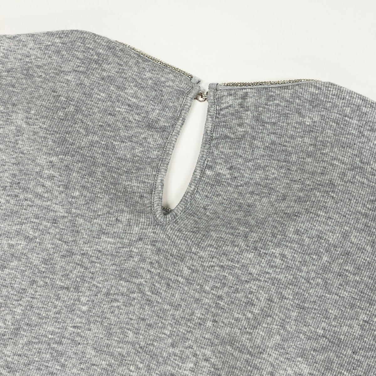 6i14 【新品保管品】FABIANA FILIPPI ファビアナフィリッピ 半袖リブカットソー ビジューネック フロントギャザーデザイン 42サイズ グレー レディース 女性用u02t
