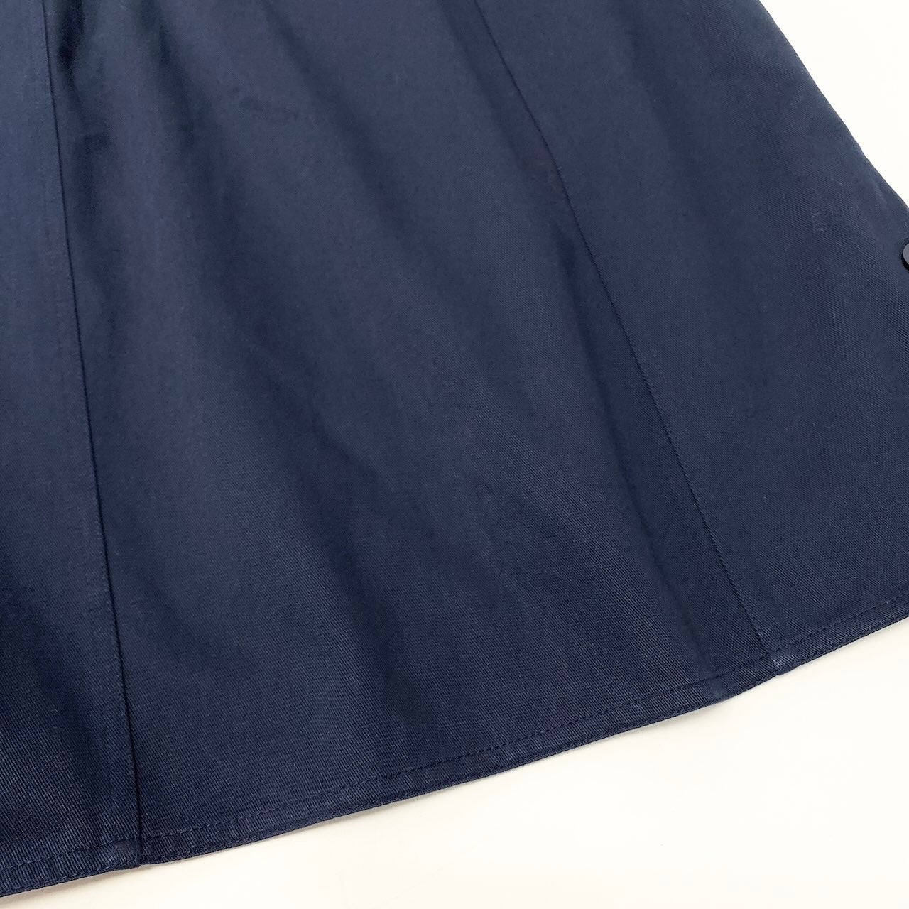 Cd2  CHANEL シャネル 膝丈スカート タイトスカート ココマークボタン レディース 女性服 サイズ42 ネイビー コットン100％u02t
