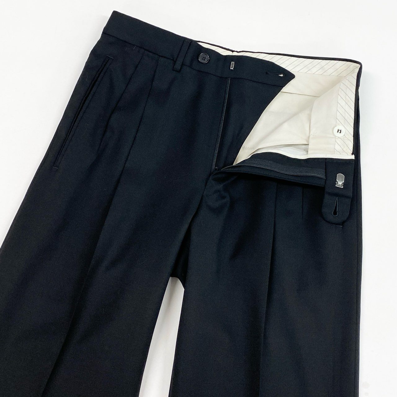 86l20 Ermenegildo Zegna エルメネジルドゼニア スーツセットアップ テーラージャケット スラックス 44サイズ ブラック メンズk02i