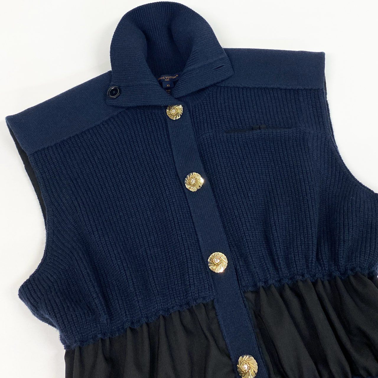 Eb19 【美品】 LOUIS VUITTON ルイヴィトン 25SS ジュエルボタン スリーブレス カーディガン ウールカシミヤ混紡 レディース Jewel Button Sleeveless Cardigan XS ナイトブルーt18r