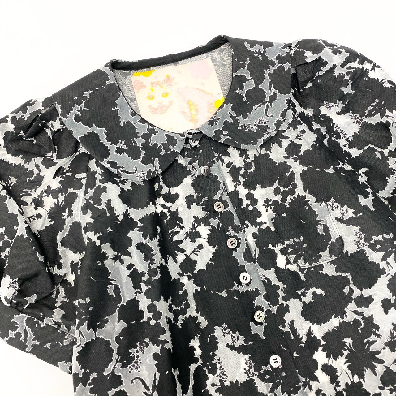 54c20 《美品》 mikio sakabe PINK HOUSE ミキオサカベ ピンクハウス シアーシャツ 半袖シャツ ブラウス 総柄 ブラック グレー レディースu02t