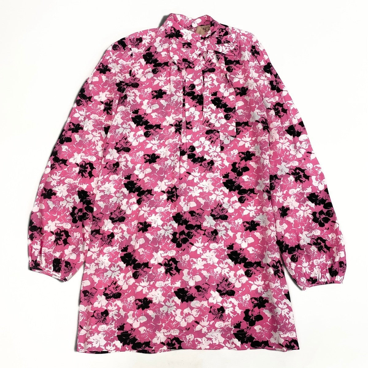 67i10 《美品》 N°21 ヌメロヴェントゥーノ 長袖ロングワンピース 花柄ワンピース リボン 総柄 イタリア製  42 ピンク ブラック レーヨン100％ レディース 女性用u02t