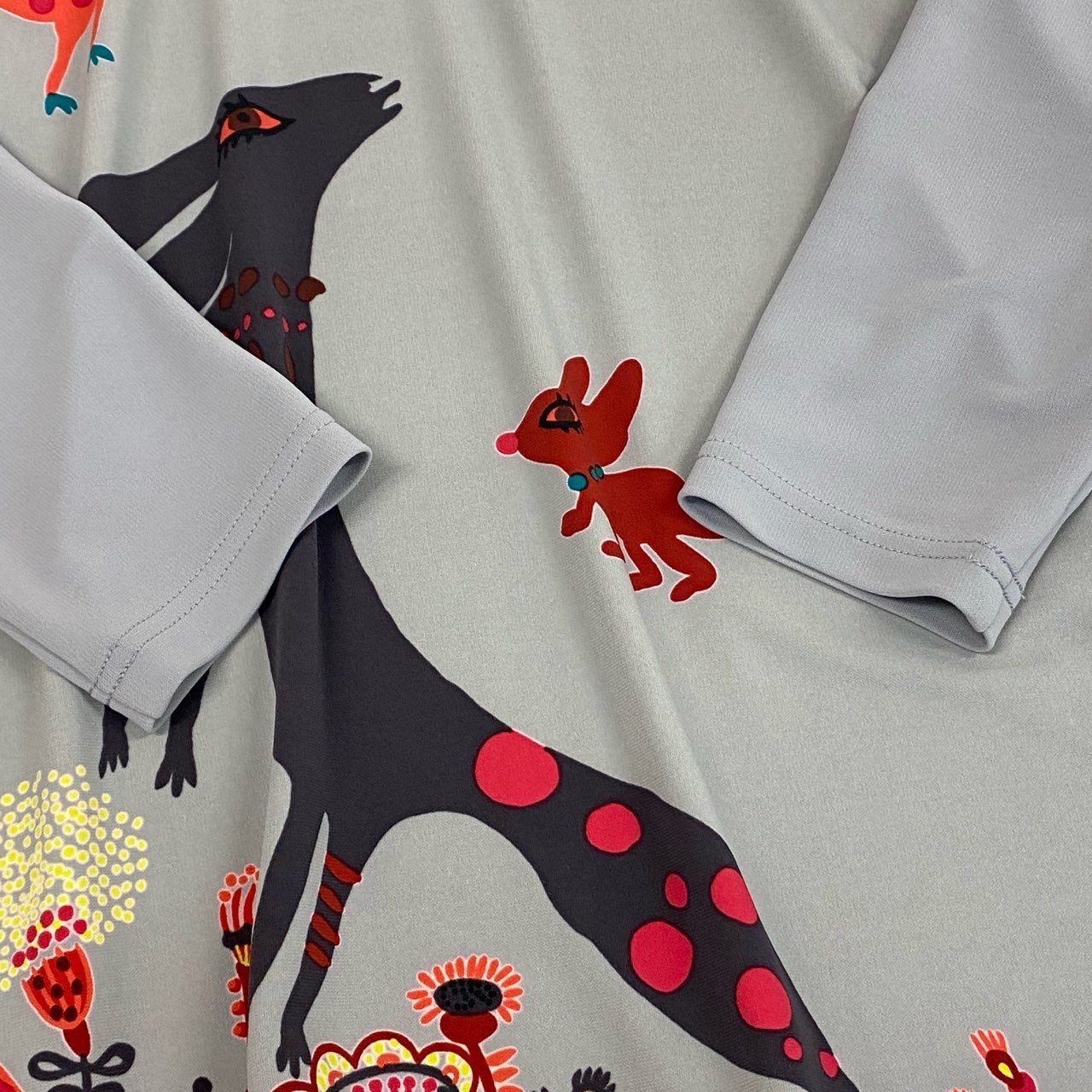 76k21 TOKUKO 1er VOL トクコプルミエヴォル チュニックワンピース サイドリボン アニマルプリント ストレッチ○ レディース 女性用 9 グレーu02t