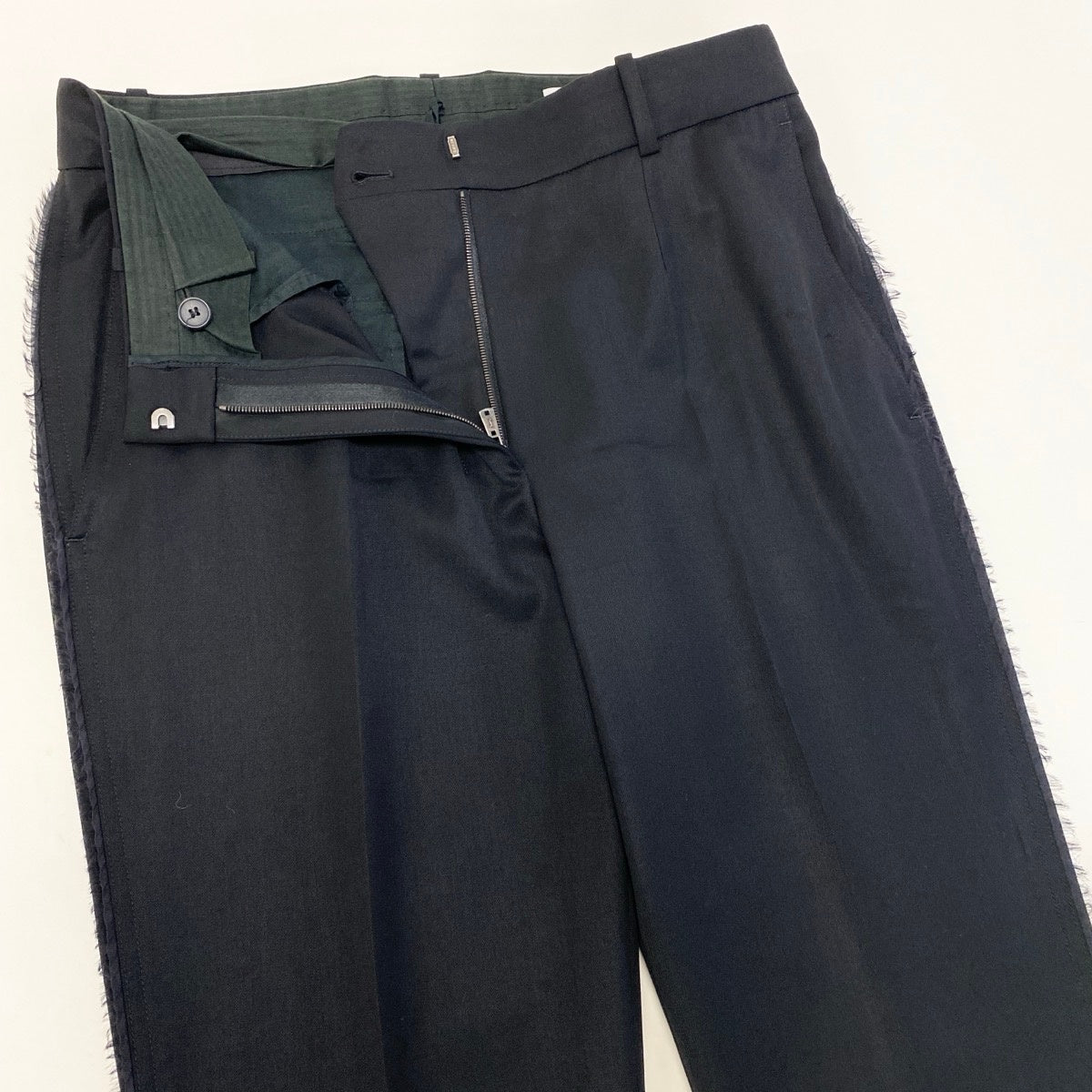 38g13 YVES SAINT LAURENT イヴサンローラン リヴゴーシュ スラックス ストレートパンツ サイドフリンジ ブラック レディース 女性用o07t
