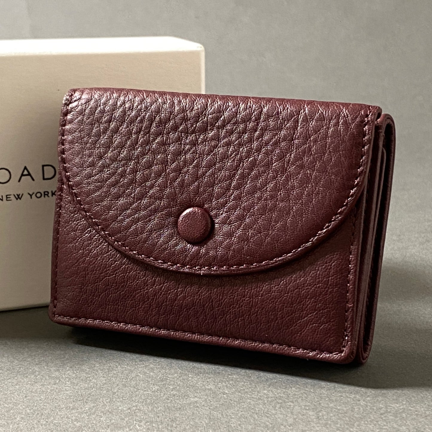 f28-9 《未使用保管品》 OAD NEW YORK オーエーディー ニューヨーク Leather Mini Wallet レザーミニウォレット バーガンディ レザー 三つ折り財布